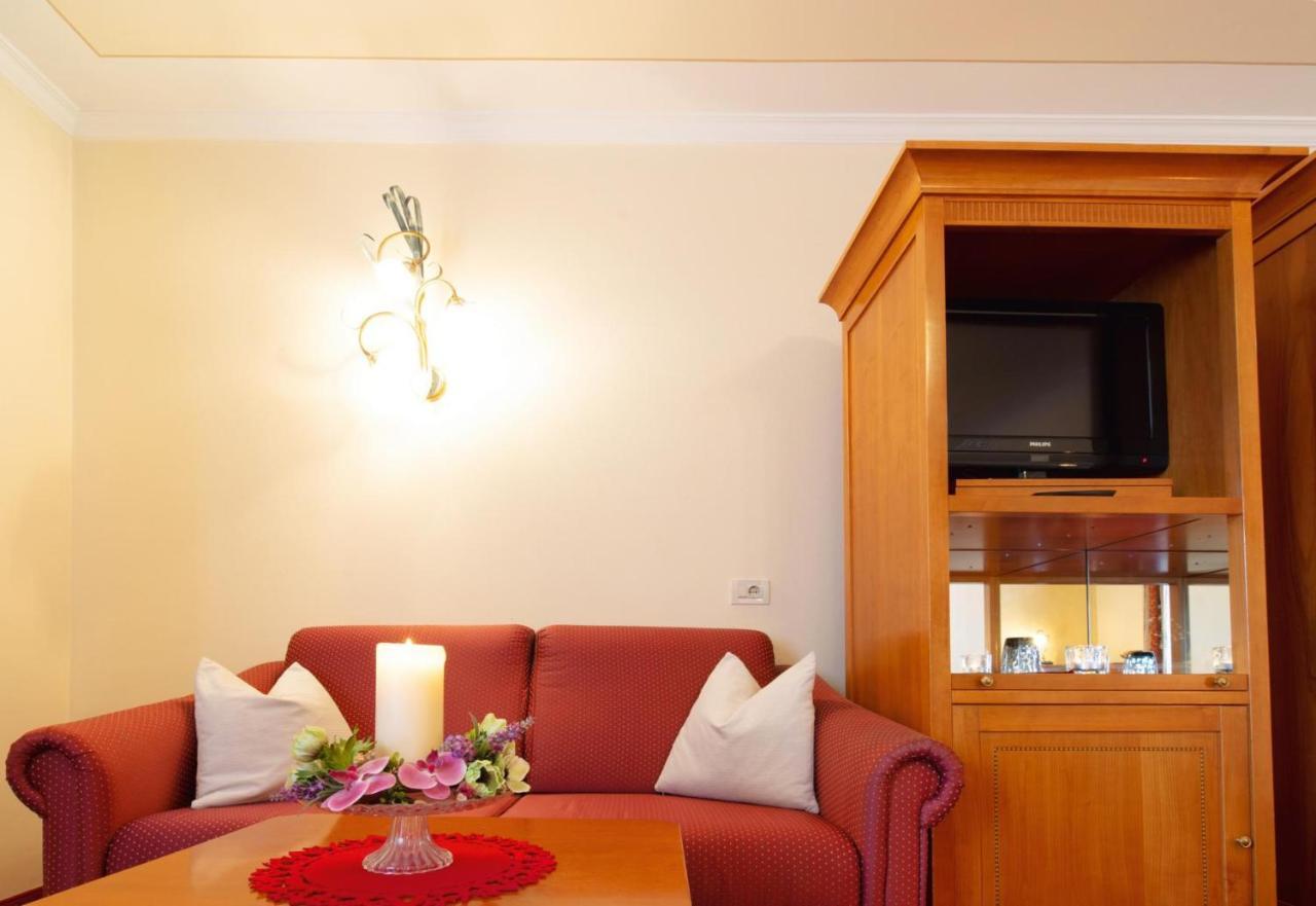 סלודרנו Hotel Engel מראה חיצוני תמונה