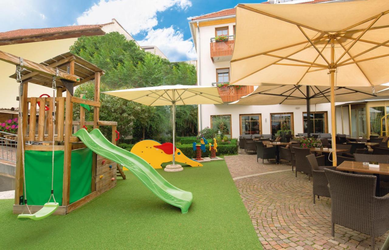 סלודרנו Hotel Engel מראה חיצוני תמונה