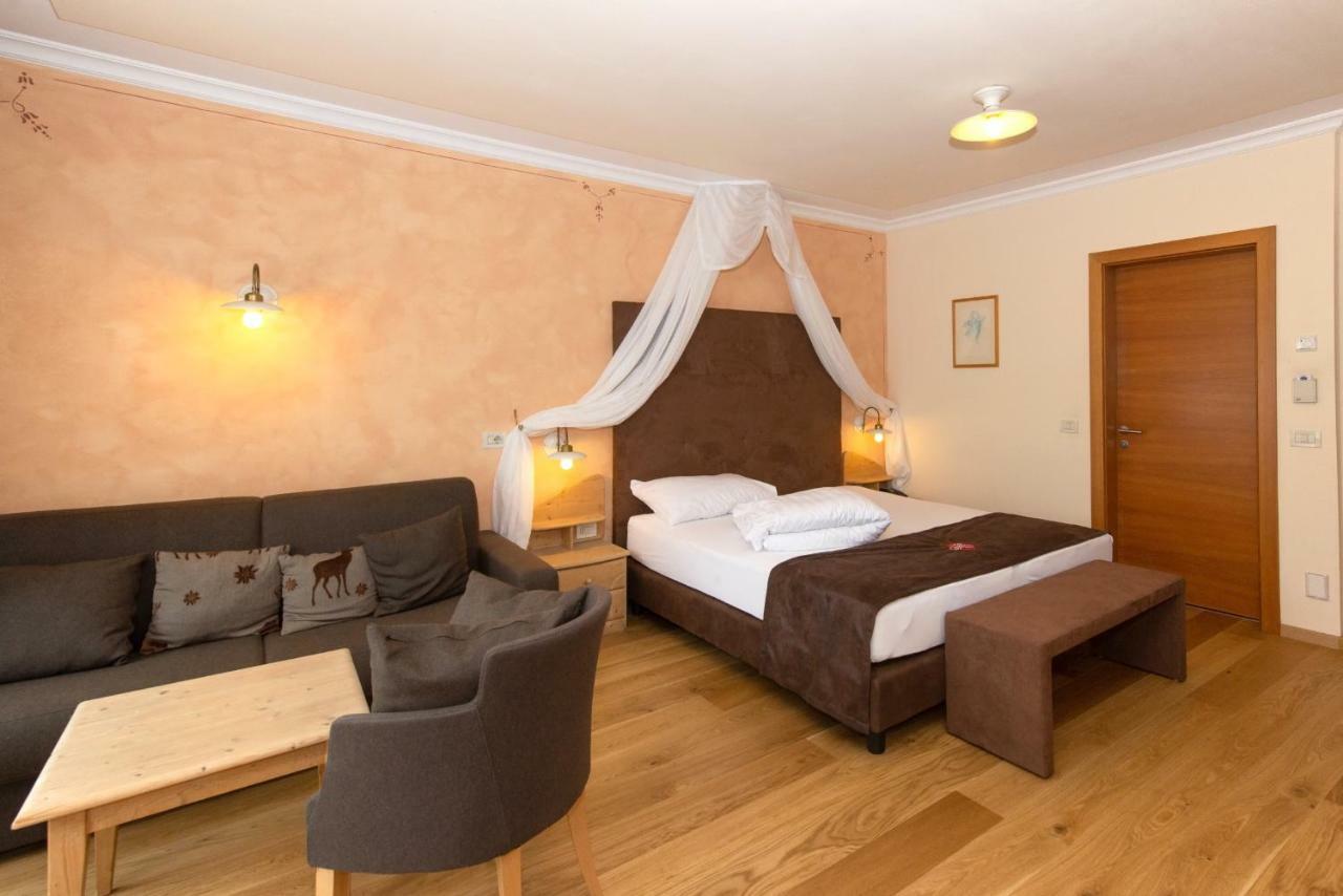 סלודרנו Hotel Engel מראה חיצוני תמונה